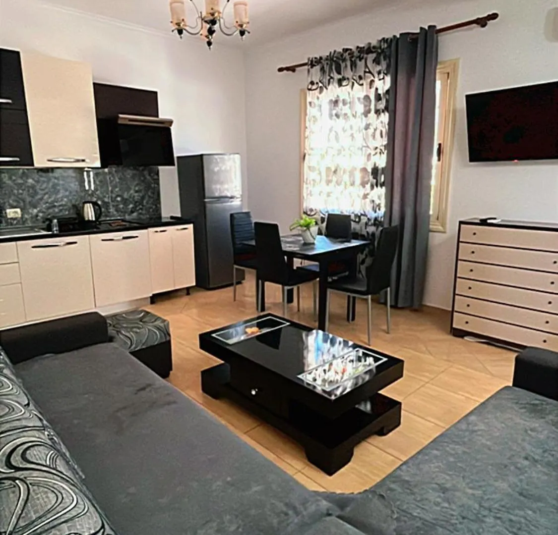 Luani'S Apartments Vlorë